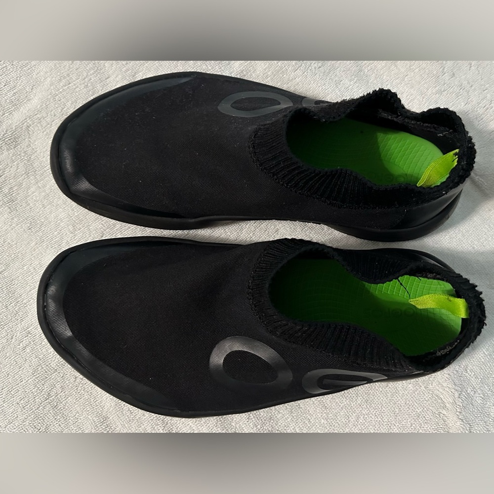 Oofos Oomg EeZee Slip On Mid Black Shoes Men's - Size‎ 10.5